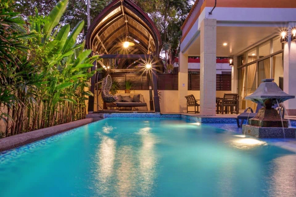 Master Home Luxury Pool Villa